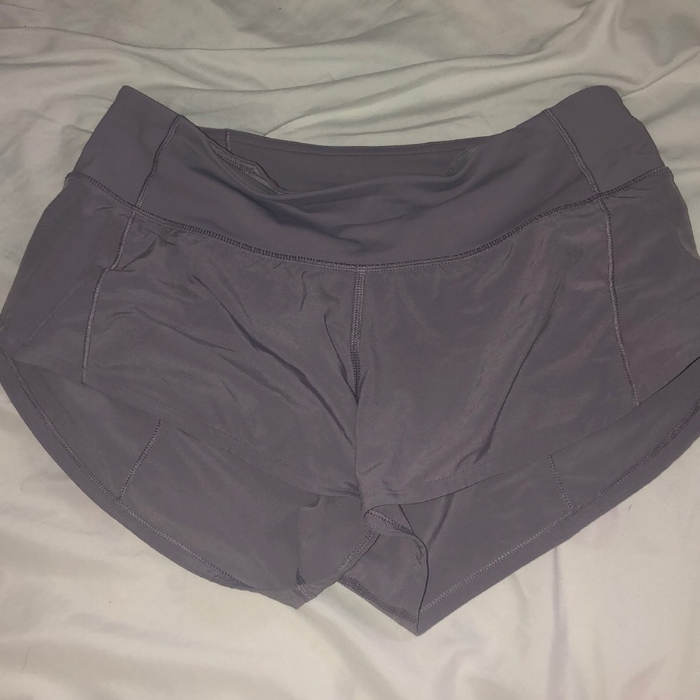 mauve lululemon 2.5 shorts